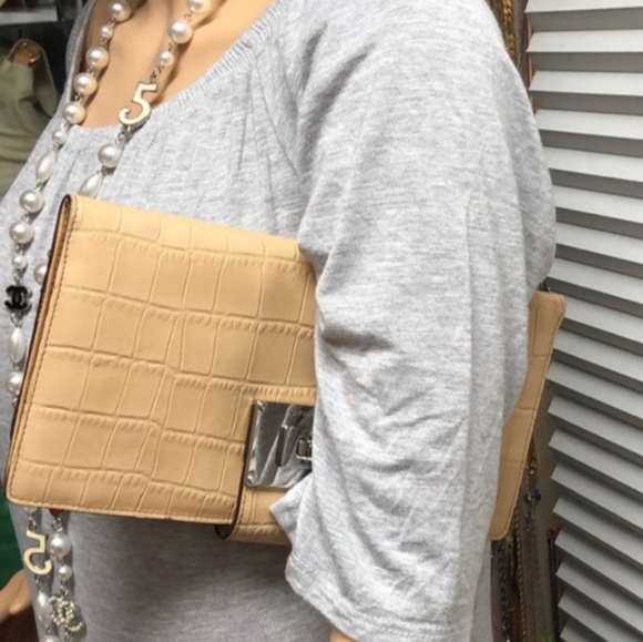 Michael Kors Large Taupe Croc Embossed Clutch Wallet - Picture 9 of 9